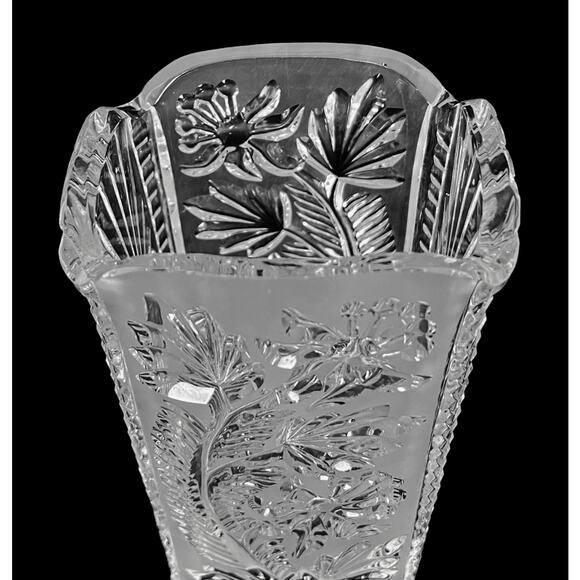 Vase Clear Pressed Glass Frosted Starburst Flower 6.5" Home Decor Vintage - Picture 14 of 15